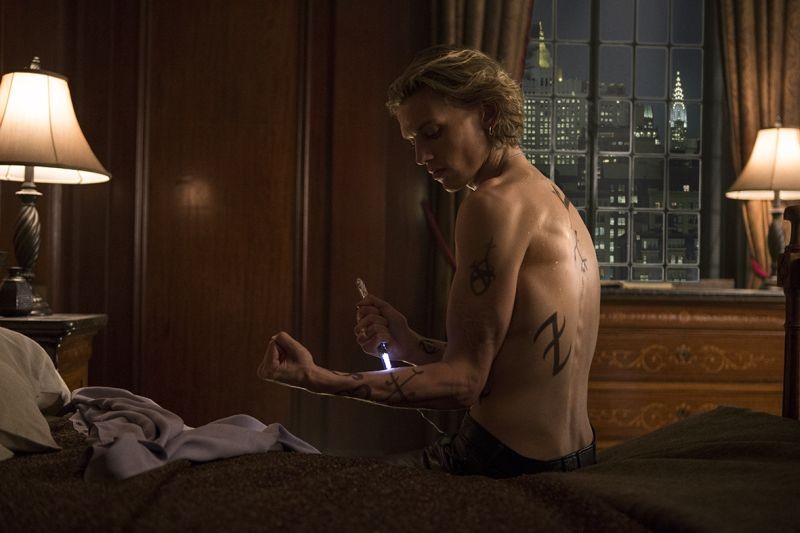 Shadowhunters - città di ossa: Jamie Campbell Bower nei panni di Jace in una scena
