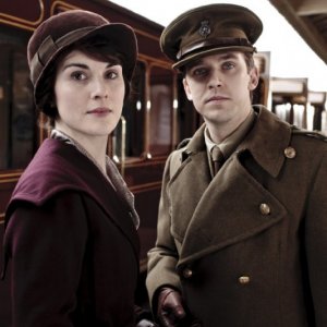Downton Abbey: Dan Stevens e Michelle Dockery nella premiere della stagione 2