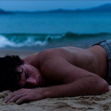 Two Mothers: James Frecheville in una scena