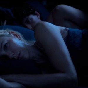 Two Mothers: Naomi Watts e James Frecheville in un momento del film