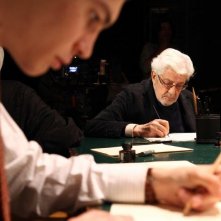 Che strano chiamarsi Federico: il maestro Ettore Scola immarso nelle sue scritture sul set