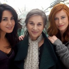 Le tre rose di Eva 2: Karin Proia, Paola Pitagora e Giorgia Wurth in una scena della fiction