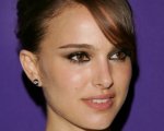 Natalie Portman debutta alla regia con Una storia di amore e tenebra