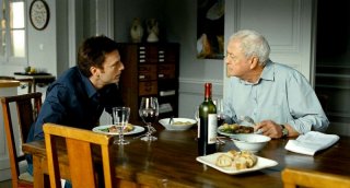 Mr. Morgan's Last Love: Michael Caine e Justin Kirk in una scena