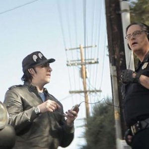 Wrong Cops: la rockstar Marilyn Manson in una scena con Mark Burnham