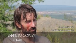 Featurette esclusiva 'Story' - Open Grave