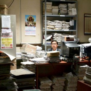 El mudo: Fernando Bacilio in una scena tratta dal film nei panni del giudice Constantino Zegarra