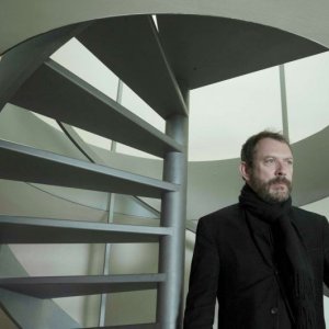 Exhibition: Liam Gillick in una scena tratta dal film