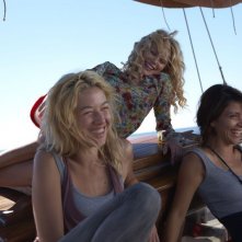Una piccola impresa meridionale: Barbora Bobulova, Sarah Felberbaum e Claudia Potenza sul set