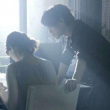 Real: Takeru Sato e Haruka Ayase in una scena del dramma sci-fi giapponese del 2013