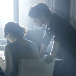 Real: Takeru Sato e Haruka Ayase in una scena del dramma sci-fi giapponese del 2013