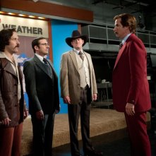 Anchorman 2 - Fotti la notizia: Paul Rudd, Steve Carell, David Koechner e Will Ferrell in una scena del film