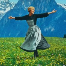 Julie Andrews in una scena del film Tutti insieme appassionatamente