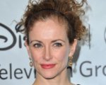 The Strain: Leslie Hope nel cast