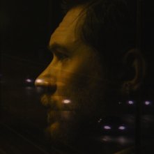 Locke: Tom Hardy in una scena del film