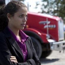 Low Winter Sun: Athena Karkanis in una scena del pilot della serie