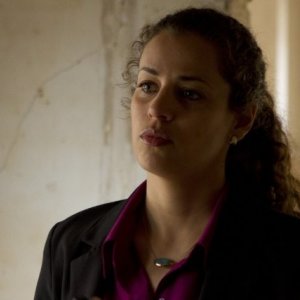 Low Winter Sun: Athena Karkanis nel pilot della serie