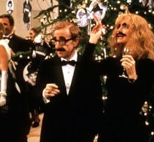 Woody Allen e Goldie Hawn in una scena del film Tutti dicono I love you