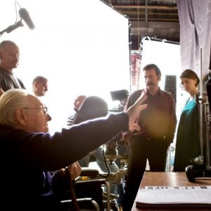 Walesa. Man of Hope: il regista Andrzej Wajda sul set con Robert Wieckiewicz e Agnieszka Grochowska