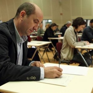 L'Intrepido: Antonio Albanese in un'immagine tratta dal film