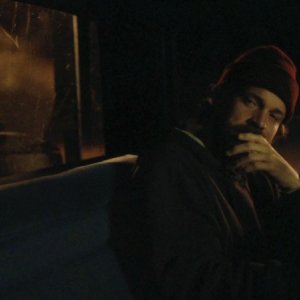 Night Moves: Peter Sarsgaard in una scena