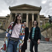 Summer '82 when Zappa came to Sicily: Diva e Dweezil Zappa insieme al biografo Massimo Bossoli in una scena