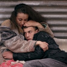 The Rooftops: Amal Kateb in una scena tratta dal film di Merzak Allouache