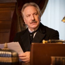 Une promesse: Alan Rickman in una scena
