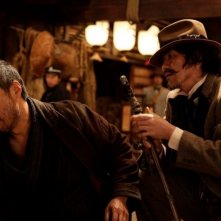 Unforgiven: Ken Watanabe in azione in una scena con Kôichi Satô
