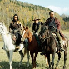 Unforgiven: Koichi Sato, Akira Emoto e Ken Watanabe in una scena