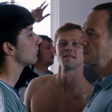 Eastern Boys: Kirill Emelyanov, Olivier Rabourdin e Danil Vorobyev in una scena
