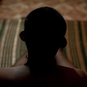 Ruin: Rous Muni di spalel in una scena del film