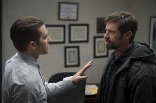 Prisoners: Jake Gyllenhaal e Hugh Jackman si confrontano in una scena del film