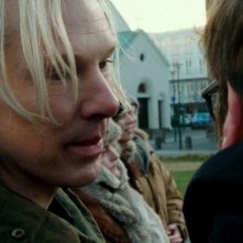 The Fifth Estate: Benedict Cumberbatch si confronta con Daniel Bruhl in una scena del film