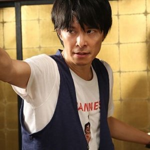Why Don't You Play in Hell?: Hiroki Hasegawa in una scena