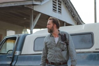 Joe: una scena del film con Nicolas Cage