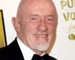 Jonathan Banks guest star in Community