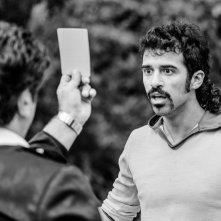 L'arbitro: Jacopo Cullin viene ammonito in una scena