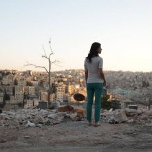 May in the Summer: Cherien Dabis in una suggestiva scena