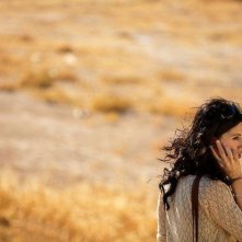 May in the Summer: la bella regista e interprete del film Cherien Dabis in una scena