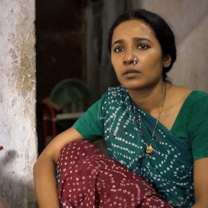 Siddhart: Tannishtha Chatterjee in una scena
