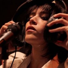 Traitors: Chaimae Ben Acha in un primo piano del film