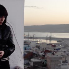 Traitors: Chaimae Ben Acha in una scena del film