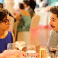 3 Many Weddings: Inma Cuesta con Berto Romero in una scena