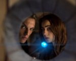 Recensione Shadowhunters - Città di ossa (2013)