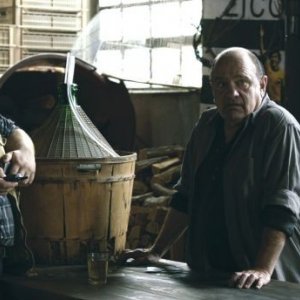 Zoran, il mio nipote scemo: Teco Celio e Giuseppe Battiston in una scena del film