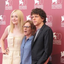 Night Moves A Venezia 2013 La Regista Kelly Reichardt Tra Dakota Fanning E Jesse Eisenberg 284234