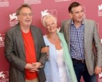 Judi Dench e Stephen Frears presentano Philomena a Venezia 2013