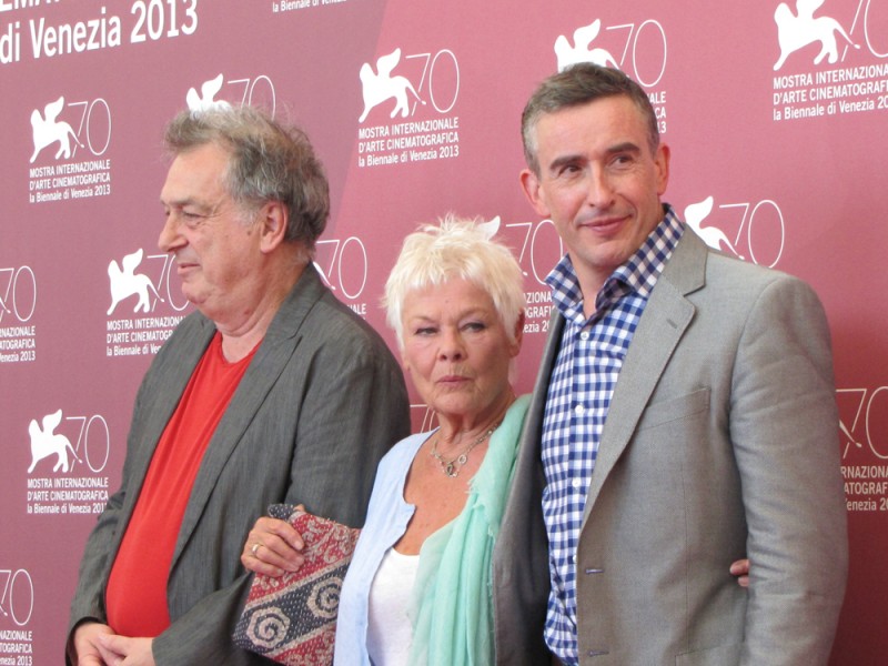 Philomena Stephen Frears Con Judi Dench E Steve Coogan Presentano Il Film A Venezia Nel 2013 284257