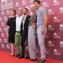 Tom At The Farm: Xavier Dolan presenta il film a Venezia 2013 con Pierre Yves Cardinal, Lise Roy, Evelyne Brochu e Michel Marc Bouchard